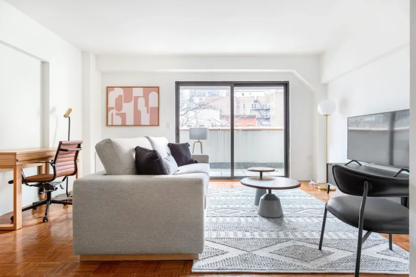 Gorgeous Chelsea 2BR w/ Gym, close to Penn Sation & MSG, by Blueground - Image 1