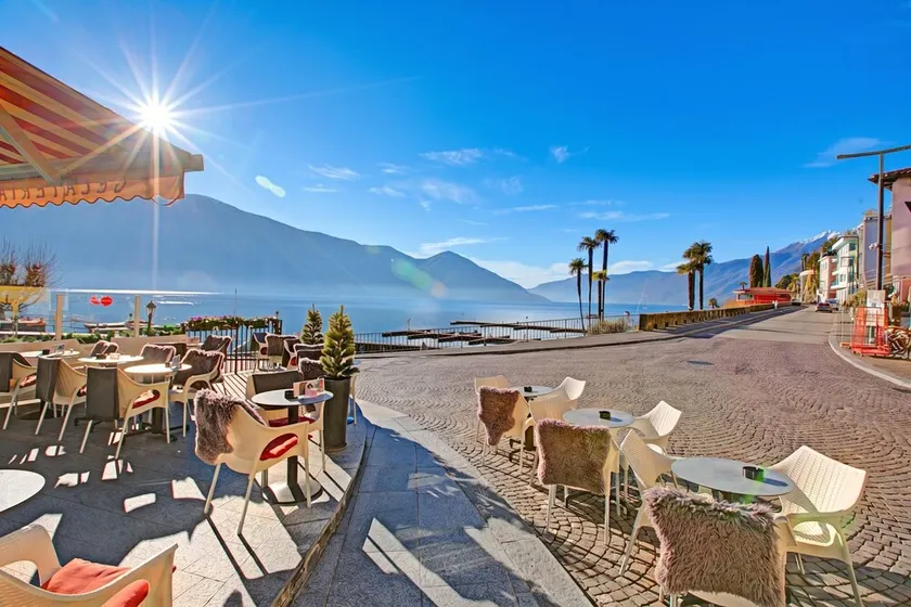 Ô Lac Ascona with Garden - Happy Rentals - Image 1