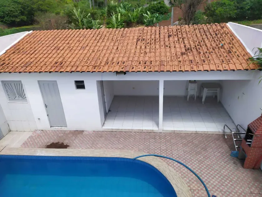 House with pool in Triunfo - Image 1