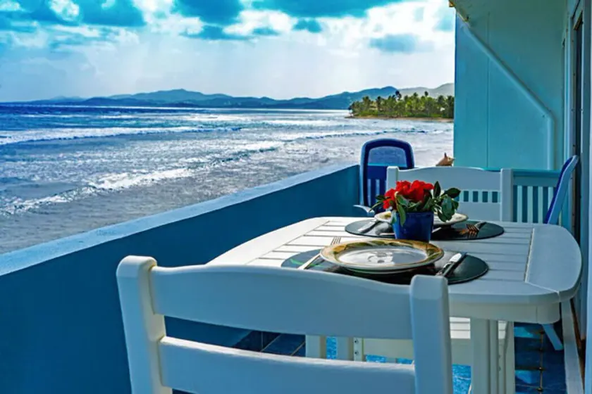 Fantastic Views, Beach Access, Pool & AC! Oceanfront 2-Bedroom Condo - Image 1