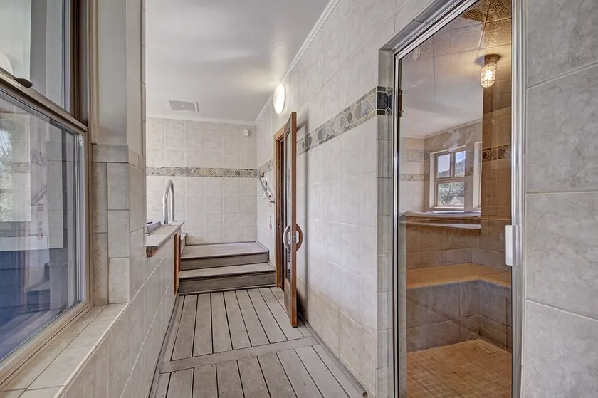 Bright Scenic Studio Walk to Ski and Apres-Ski - Sleeps 4 - Image 1