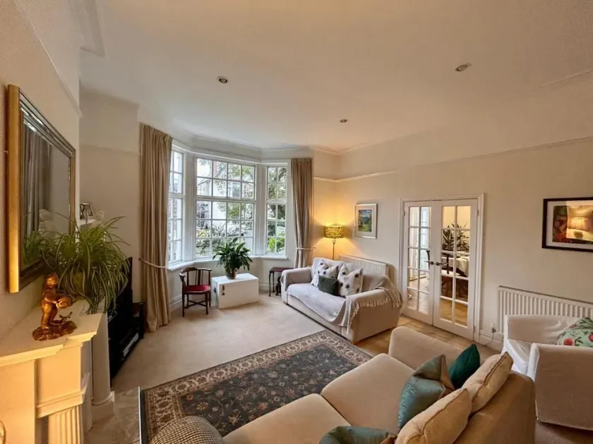 Holland House - Image 1