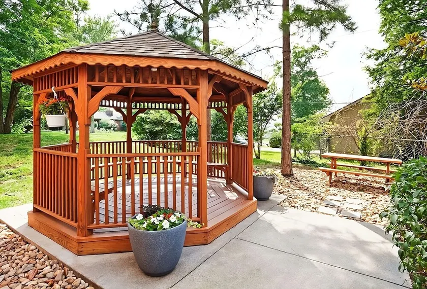 Close to ICEARIUM! Pets are Welcome! FREE Parking, Gazebo, BBQ Facility Onsite! - Image 1