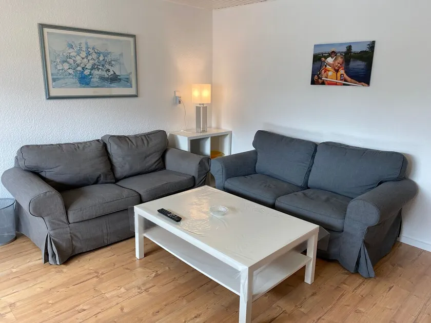 Large apartment 1 - Falkenhagen: vacation apartments and canoe rental - Image 1