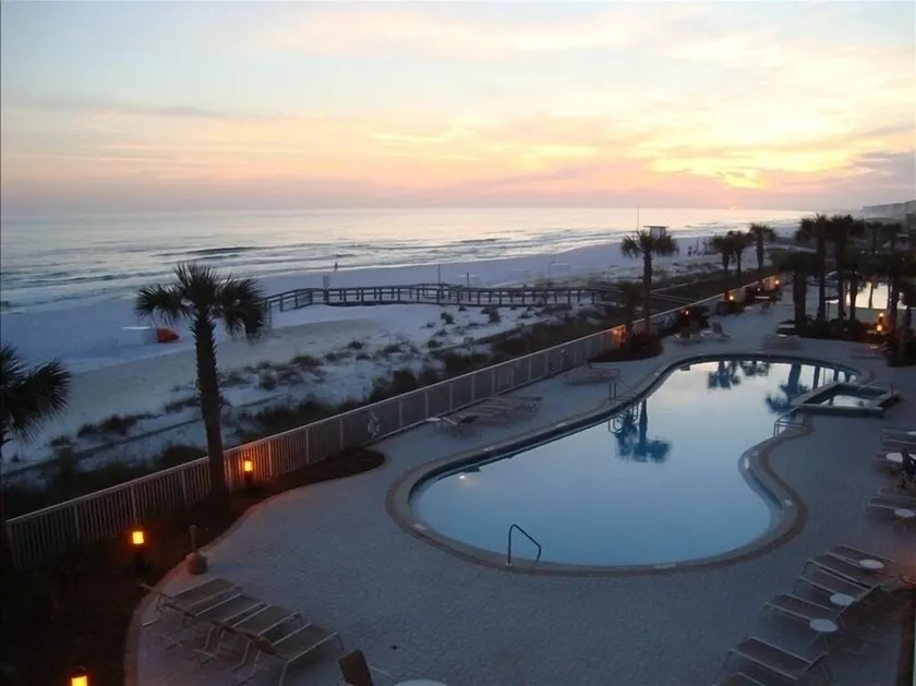 Jamais reçu moins de 5 étoiles! Condo de luxe 4 BR 3 BA Beachfront - Image 1