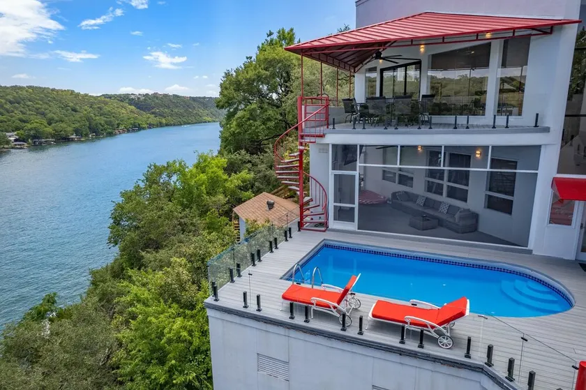 Wasserrutsche, Dock, Whirlpool, Pool, Konferenzraum, private Lage am See - Image 1