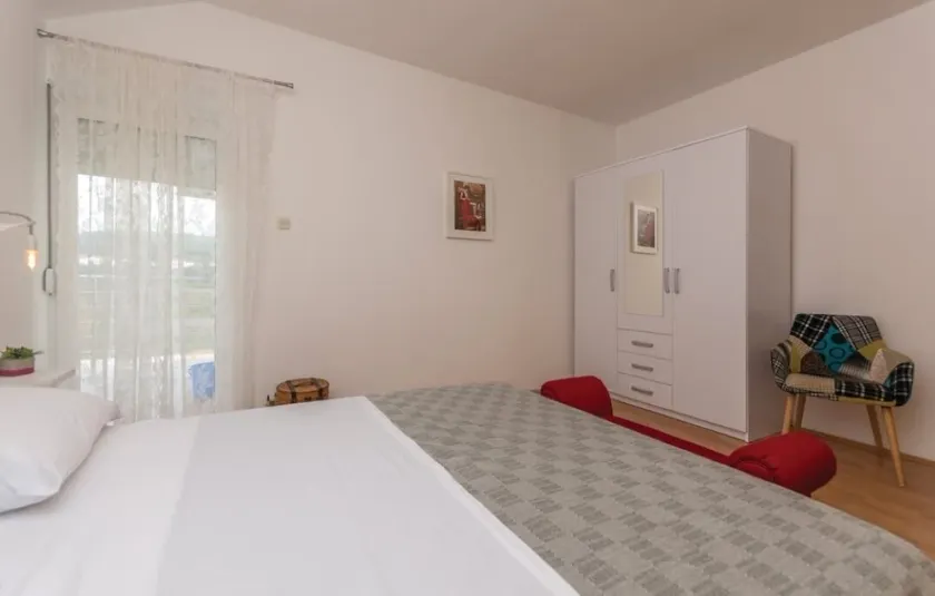 Casa familiar / villa en el centro de Bibinje - Image 1