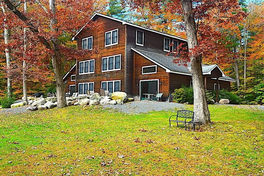Large Secluded Private Estate accommodates 18+. 12 Min.  from Town of New Paltz - Image 1
