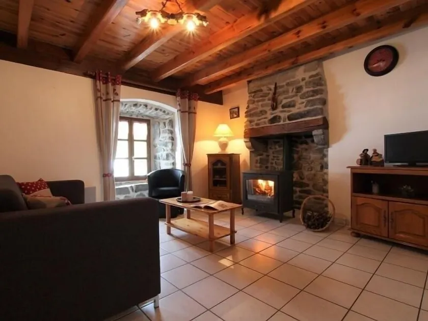 Stone Cottage near Mont Mézenc with Garden and Cozy Wood Stove - Image 1