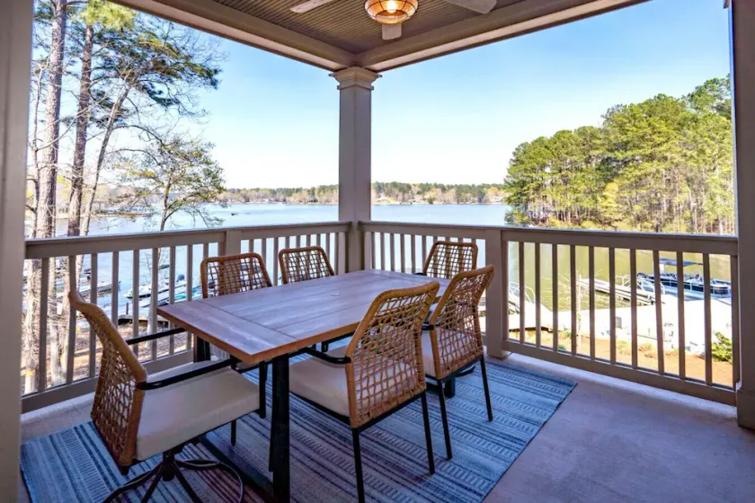 Great Views, Great Location, Near Ritz, No Stairs - Image 1