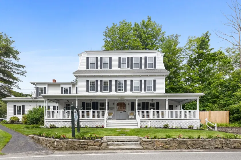 Charming Family-friendly 10 BR, 10.5 BA Property by Perkins Cove! - Image 1