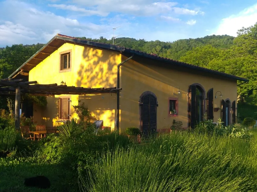 Casa della Nonna – Country escape with natural pool in Tuscany - Image 1