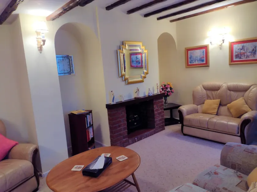 Coppers End Guest House - Image 1