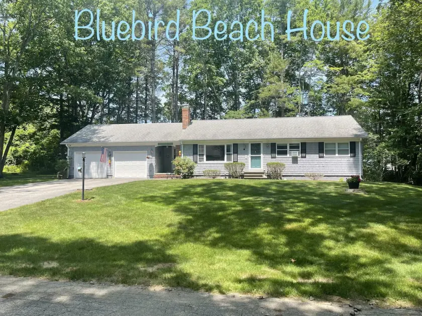 Moody Beach is only a 1/2 mi walk away! Located in a Quiet Neighborhood.  - Image 1