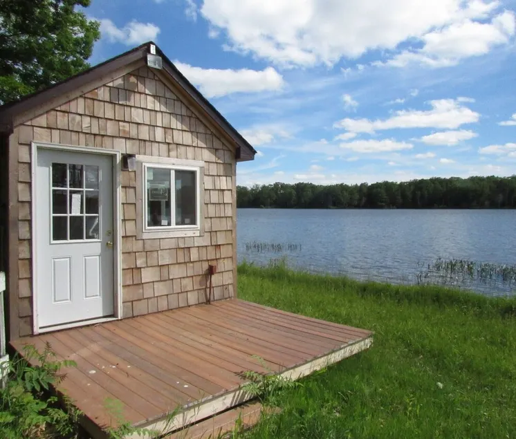 Arrowhead Lake Camp -  Lake Side Cabin On The Water - Image 1