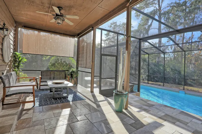 Renovated Pool Paradise Private Oasis Sleeps 14 - Image 1