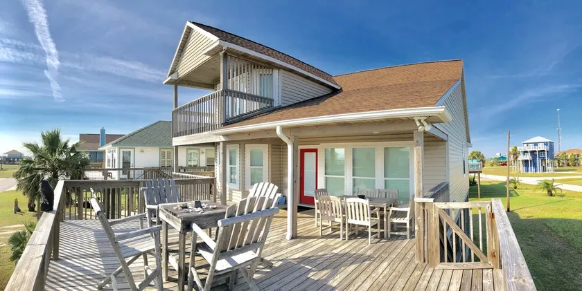 *NEUE AUFLISTUNG! * Luxuriöses Haus - Sekunden zum Strand mit Panoramablick auf den Strand - Image 1