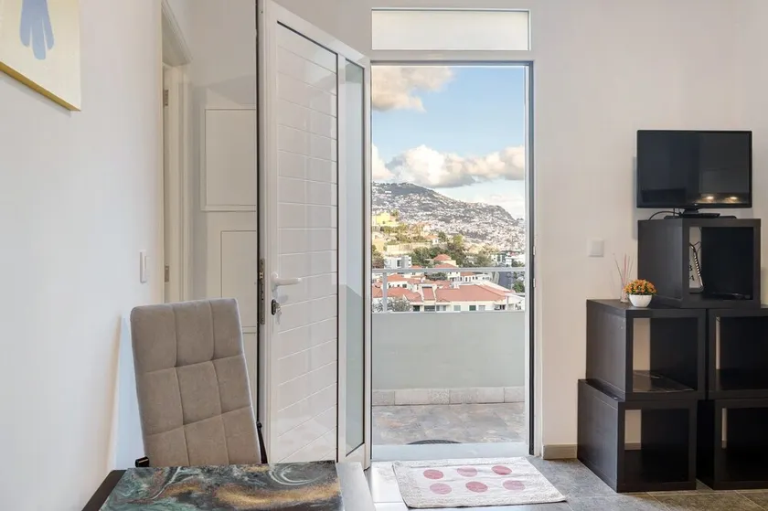 Holiday Home 'Funchal' with Sea View, Balcony & Wi-Fi - Image 1