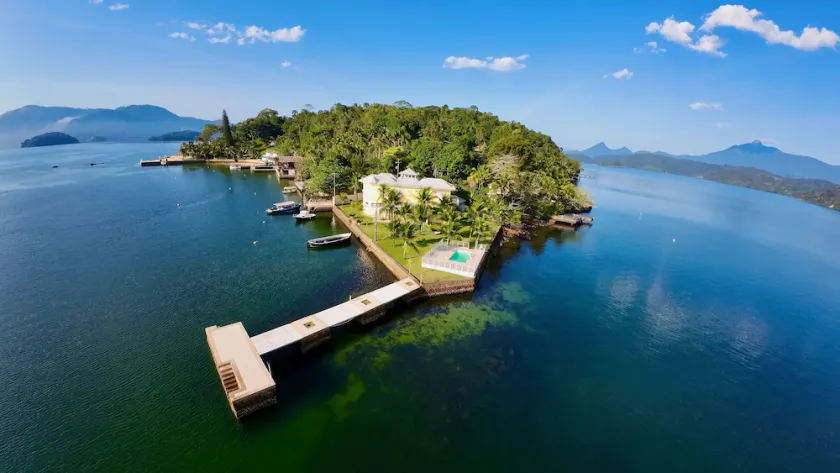 LB - AR26 Cavaco Island Mansion Seasonal Rent - Image 1