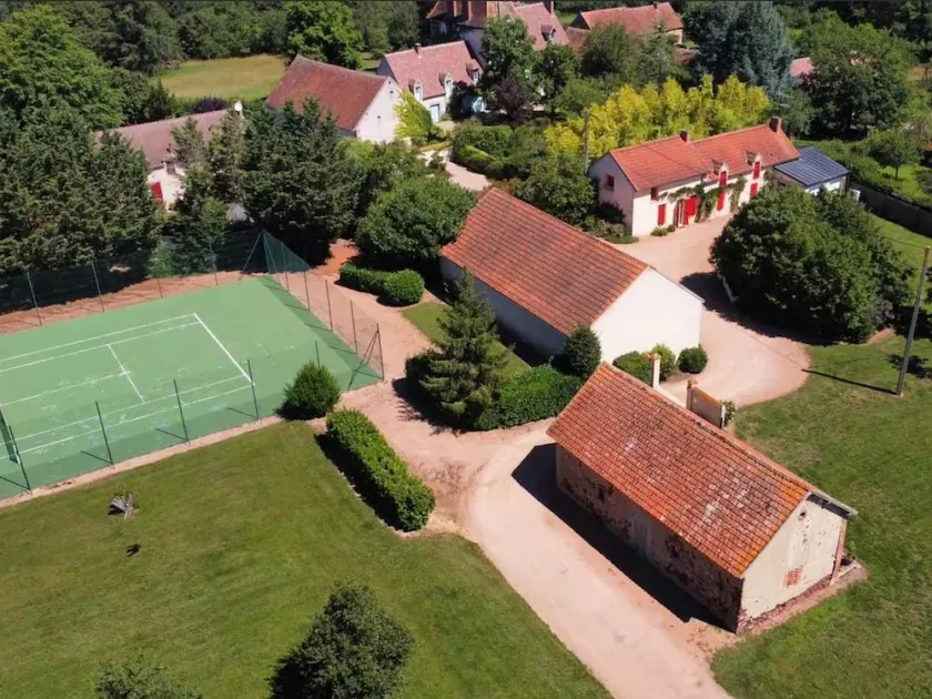 Gîte cozy avec jardin et spa, Chazemais - Image 1