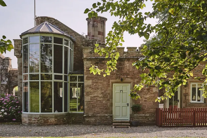 Albert Lodge - Luxury Cottages - Image 1
