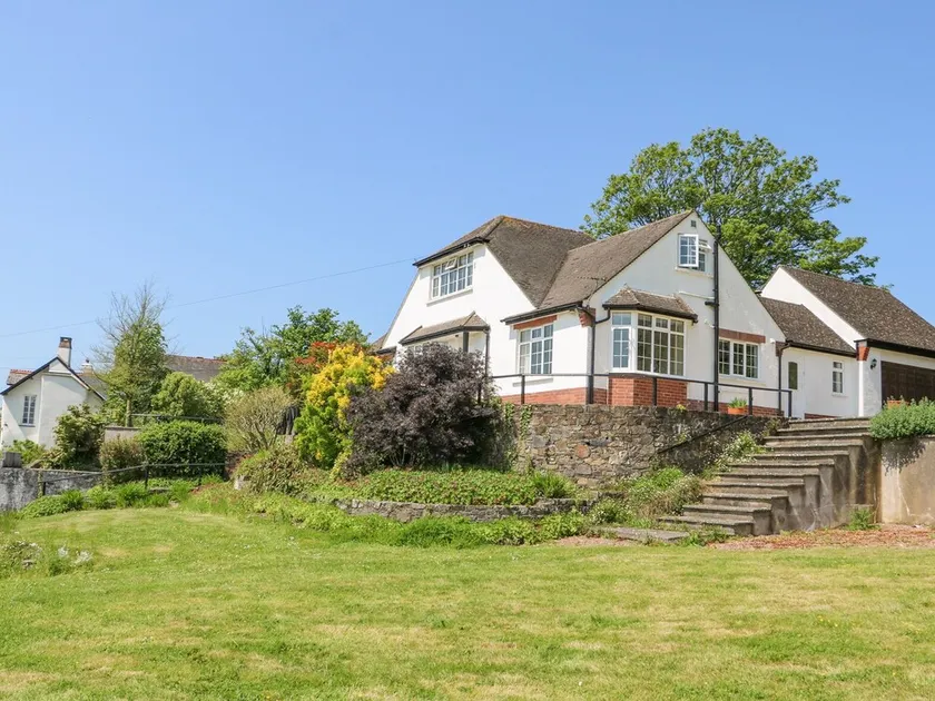 CHARLESWORTH, pet friendly, with a garden in Braunton - Image 1
