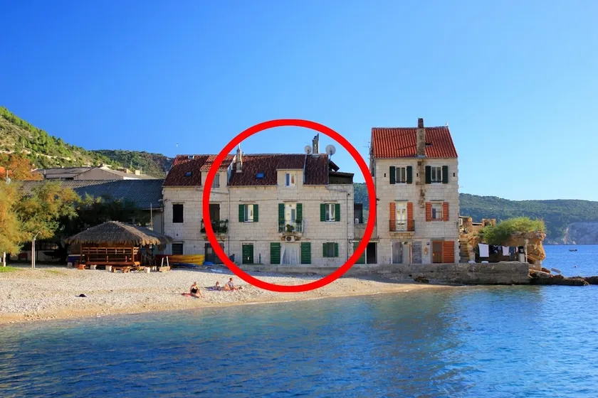 Apartments by the sea Komiza, Vis - 8533 - Image 1