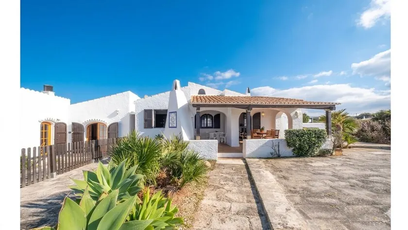 Villa Carina - Image 1