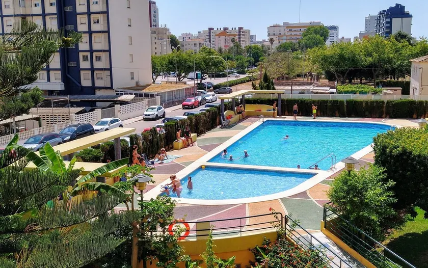 Apartment Playa Gandia-pool-air conditioning-Internet 100Mb-Only Families - Image 1