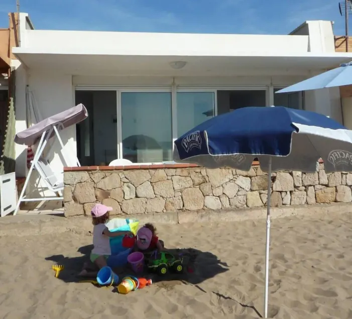 Direkte på stranden - Image 1
