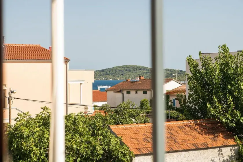 Apartment Center and beach (24541-A1) - Vodice - Image 1