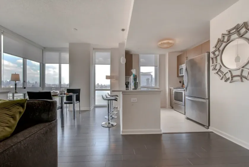 Global Luxury Suites at Newport - Image 1