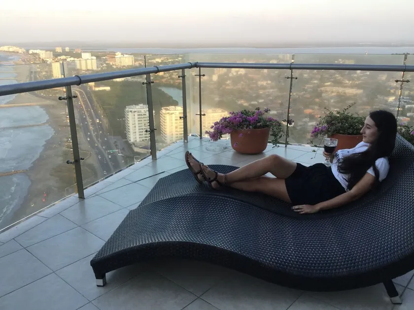 LUXURIOUS PENTHOUSE W/MILLION DOLLAR VIEW/FREE BREAKFAST DAILY MAID, Altamar 32A - Image 1