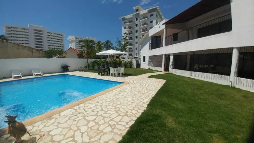 Espectacular Villa In Juan Dolio - Image 1