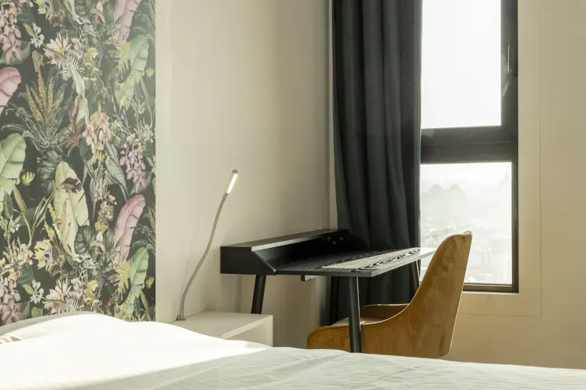 UNIQUE apartment - best view of Antwerp! - Image 1