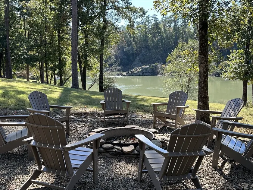 Riverfront Cabin-160 acres/Mtn & River Views!Hiking Trails!Kayaks Provided! - Image 1
