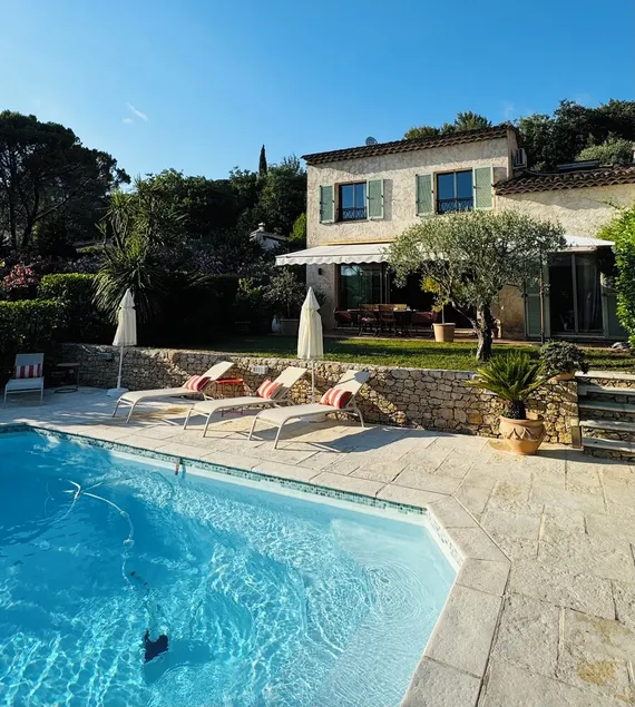 Magnifique Villa Familiale à Quelques Minutes de la mer - Image 1