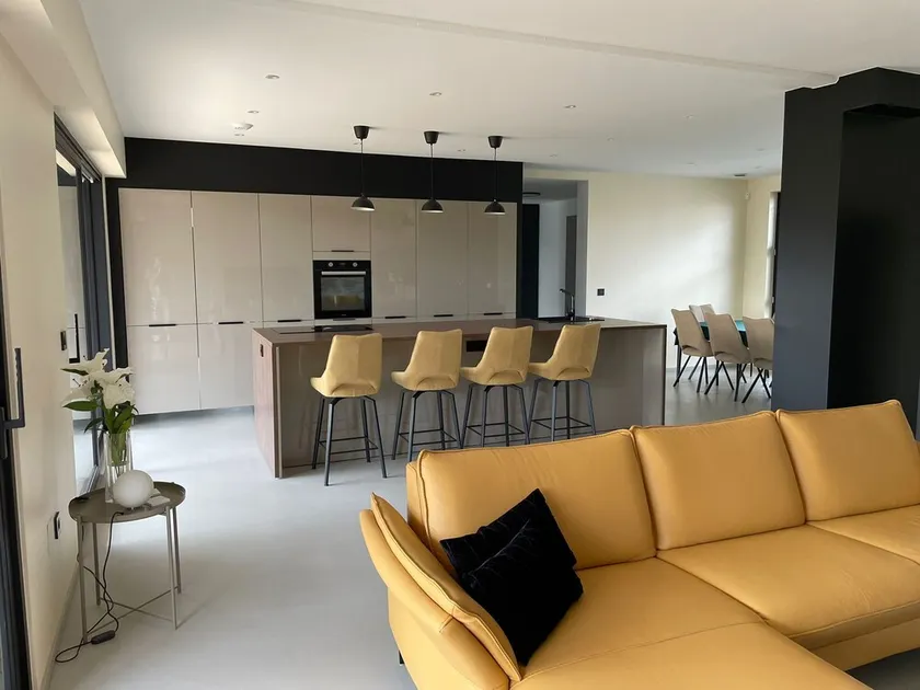 Maison 160 m2, 3 CH de 16, 18 et 30 m2 , Terrasse 40 m2, Garage, Netflix - Image 1