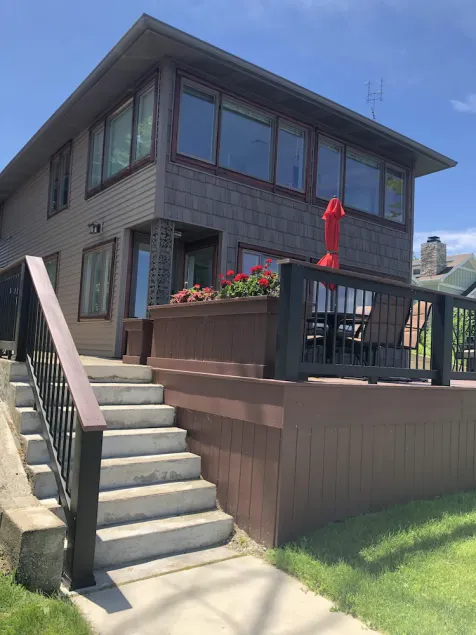 Wunderschönes Haus am See mit 4 Schlafzimmern in Fremont, Indiana! - Image 1