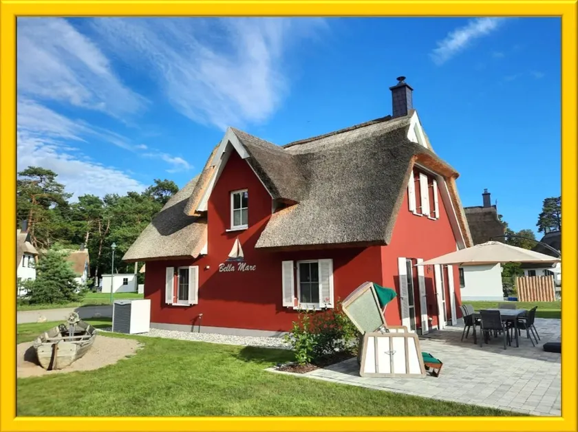 Modern thatched Baltic Sea holiday home on Usedom with sauna, fireplace & sun terrace - Image 1