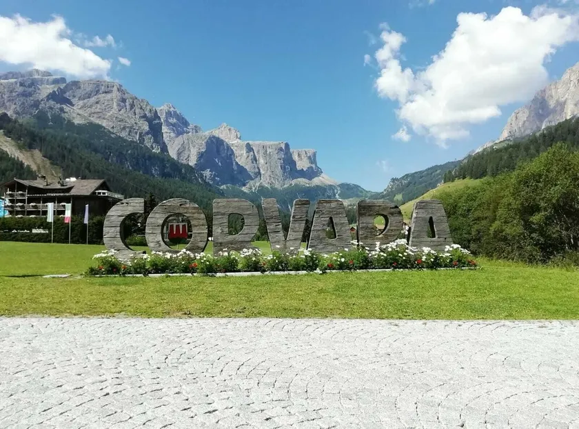 Panoramic apartment in the heart of the Dolomites - Image 1
