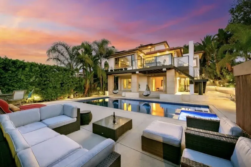 Luxury Gated Mission Bay Estate with Resort Style Pool! - Image 1