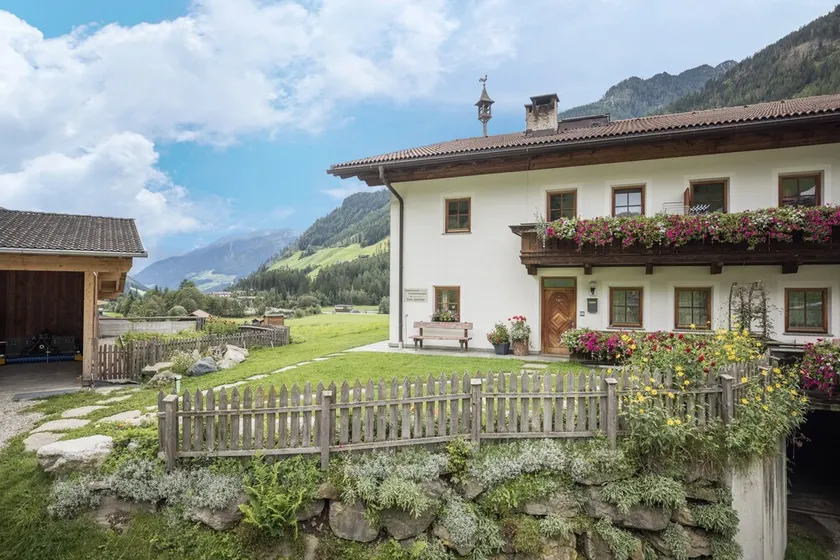 Apartment “Bärental” in Beautiful Scenery with Mountain View, Wi-Fi & Garden - Image 1