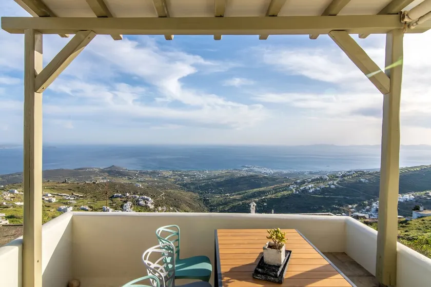 Apopsis Tinos - Cycladic house with stunning view - Image 1
