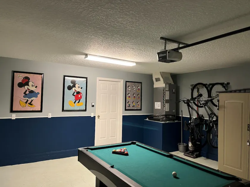 vues de cours de golf, 5 lits, 3 salles de bains, salle de jeux, piscine, espace informatique - Image 1