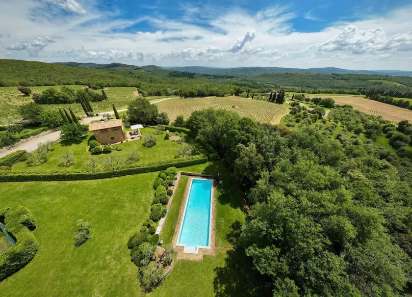 San Donato Retreat by Arceno Rentals Club - Concierge, Pool, Wifi - Image 1