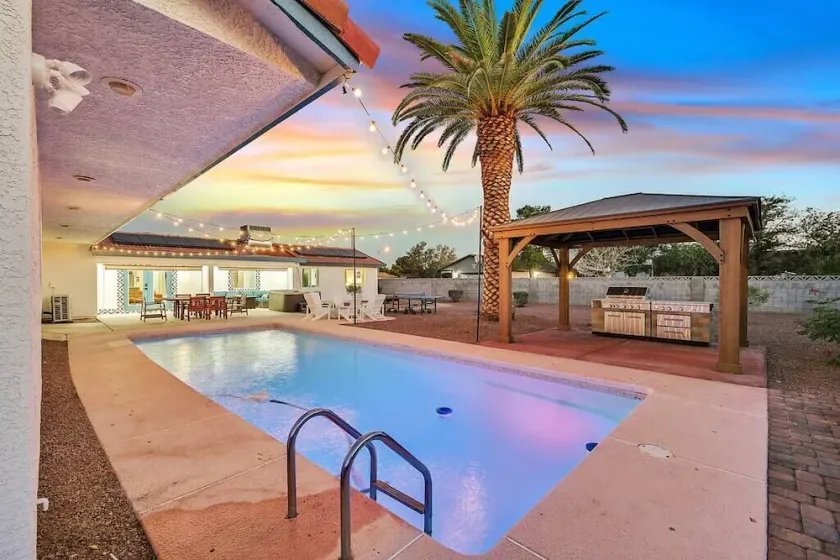 Tropicana Desert Villa | 5 Bdr • 3 Bath • 6 King Beds - Image 1
