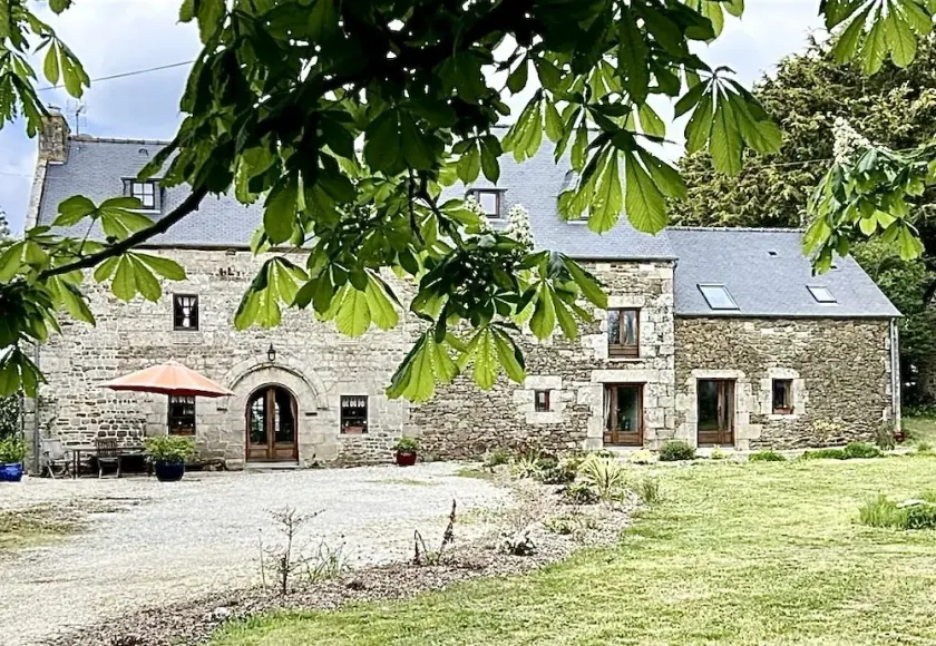 Un affascinante casale bretone - godono di occupazione esclusiva, ampio giardino - sole tutto il giorno. - Image 1