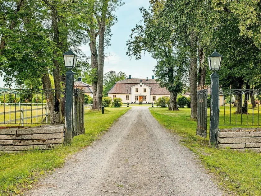 3 person holiday home in Flen - Image 1