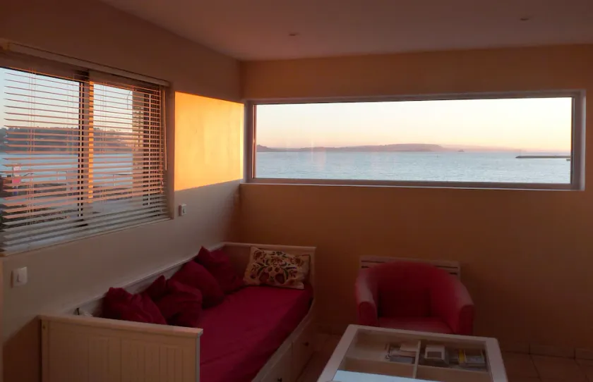 Appartement  vue  mer face à la plage de  Morgat  2/4  personnes, avec parking - Image 1